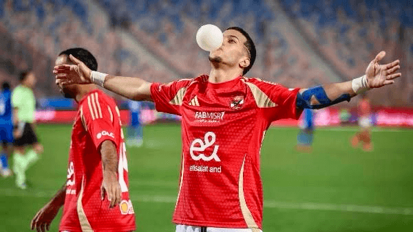 الأهلي يحسم مصير “هدف النصر” ويوضح كواليس مفاوضات انتقال إمام عاشور لدوري روشن السعودي