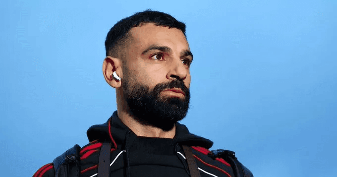 صلاح غير منفعلاً خلال المقابلة؛ بوضوح "خطوة مخططة مسبقاً"