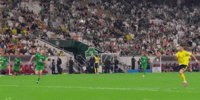 كابوس الظهور الأول في العام الجديد لرونالدو البالغ 40 عاماً! لمسة هاوية تبدد فرصة فردية ذهبية، 4 تسديدات صفر على المرمى و5.8 تقييم فقط