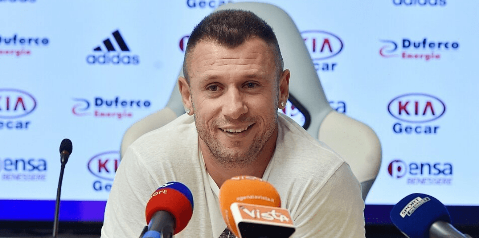 كاسانّو: يوفنتوس يجب أن يتأمل في أنفسهم أولاً؛ نيدفيد وبوفون ويوليانو تصرفوا بنفس الطريقة