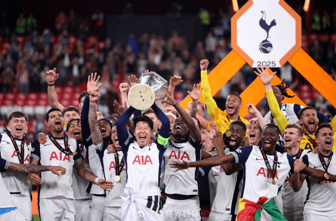 صدمة تصنيفات دوري أوروبا للدوري المؤتمر على مر العصور! توتنهام يتصدر فرق جزر بريطانيا، ليفربول ثانٍ – رينجرز يتفوق بشكل مذهل على مانشستر يونايتد وأرسنال!