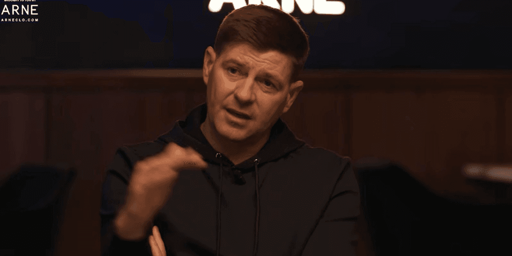 Steven Gerrard: Neither Lampard nor I Did the Dirty Work; Managers Should Have Been Bold Enough to Drop One of Us