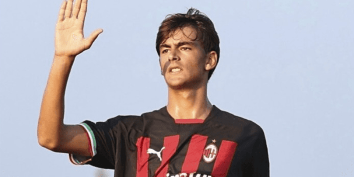 Multiple Players Condemn Italian Football: Coaches Pay to Manage, Players Pay to Play