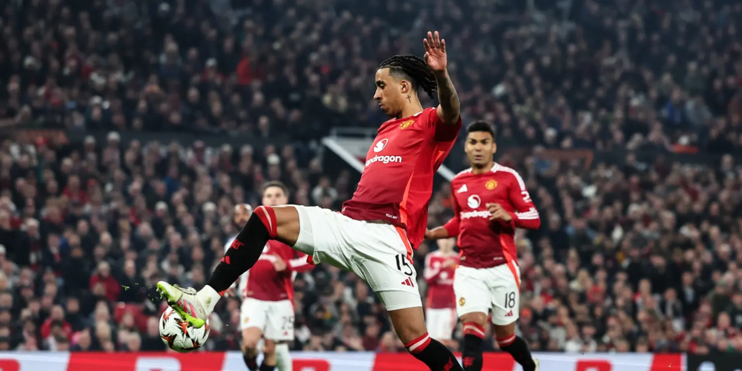 يورو، مانشستر يونايتد، فرنسا تحت 21، تصفيات أمم أوروبا تحت 21، الدوري الإنجليزي، كاميل لايف