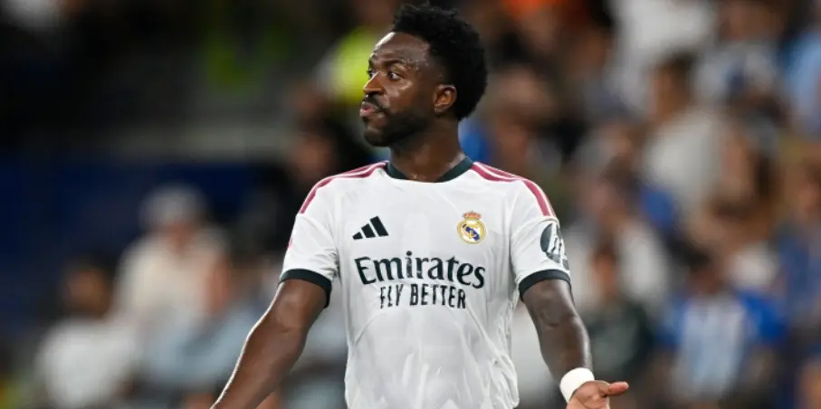 Mourinho: Os adversários foram longe demais e continuaram derrubando Vinicius