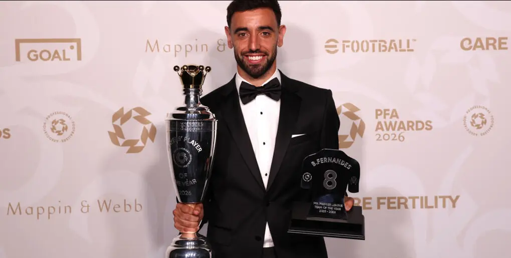 Superando o campeão da Premier League Declan Rice: Bruno Fernandes, meia do Manchester United, é eleito o Jogador do Ano da PFA pelos jogadores