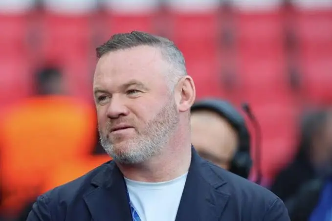Wayne Rooney sobre a possível retirada de títulos ao Manchester City: Não gostaria de ver um medalhão retirado ao Man City, o Manchester United não mereceu o título nessa época