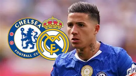 ريال مدريد يستعد لتقديم عرض بقيمة 150 مليون يورو للنجم المجهول: هل يكون إنزو فيرنانديز؟