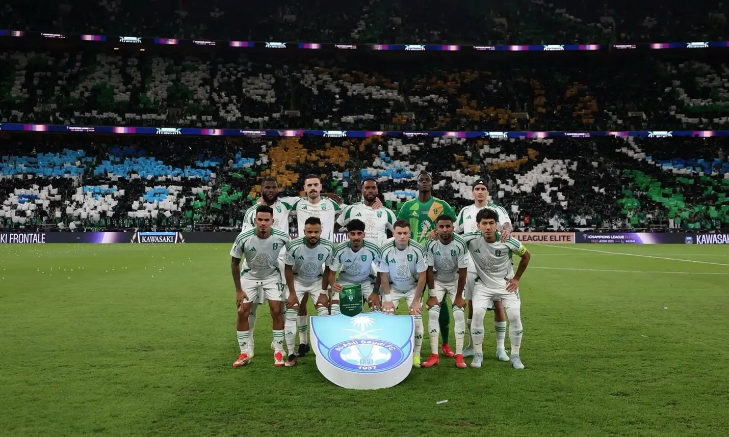 الجيش التركي يهزم المرض والهلال: ميريح ديميرال يصنع المعجزة ويهدي الأهلي اللقب الآسيوي الهلال