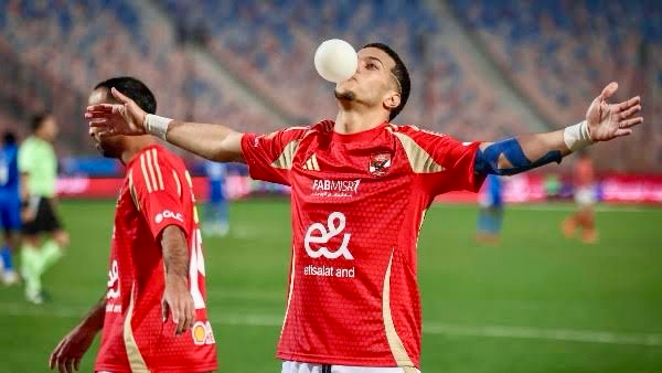 الأهلي يحسم مصير “هدف النصر” ويوضح كواليس مفاوضات انتقال إمام عاشور لدوري روشن السعودي