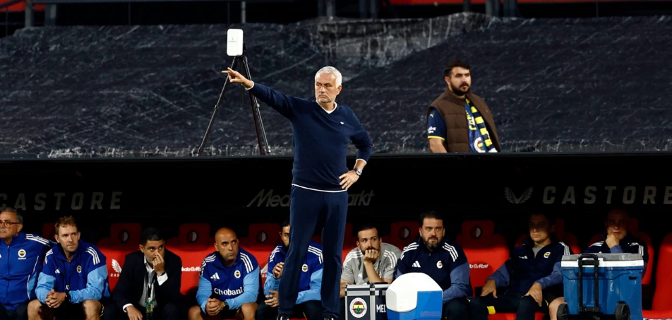 UEFA Champions League : Fenerbahçe VS Feyenoord Prediction & Betting Tips