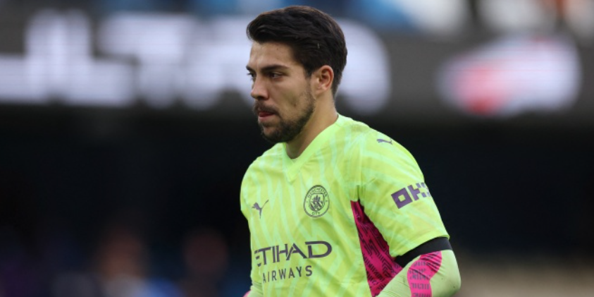 اكتمل انتقال ستيفان أورتيغا إلى نوتنغهام فورست، واللاعب يخضع للفحص الطبي اليوم