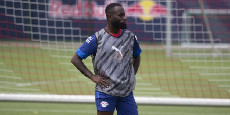 اليوم الأخير: ليفربول في مفاوضات للاقتراض الدولي الهولندي هيتريندا