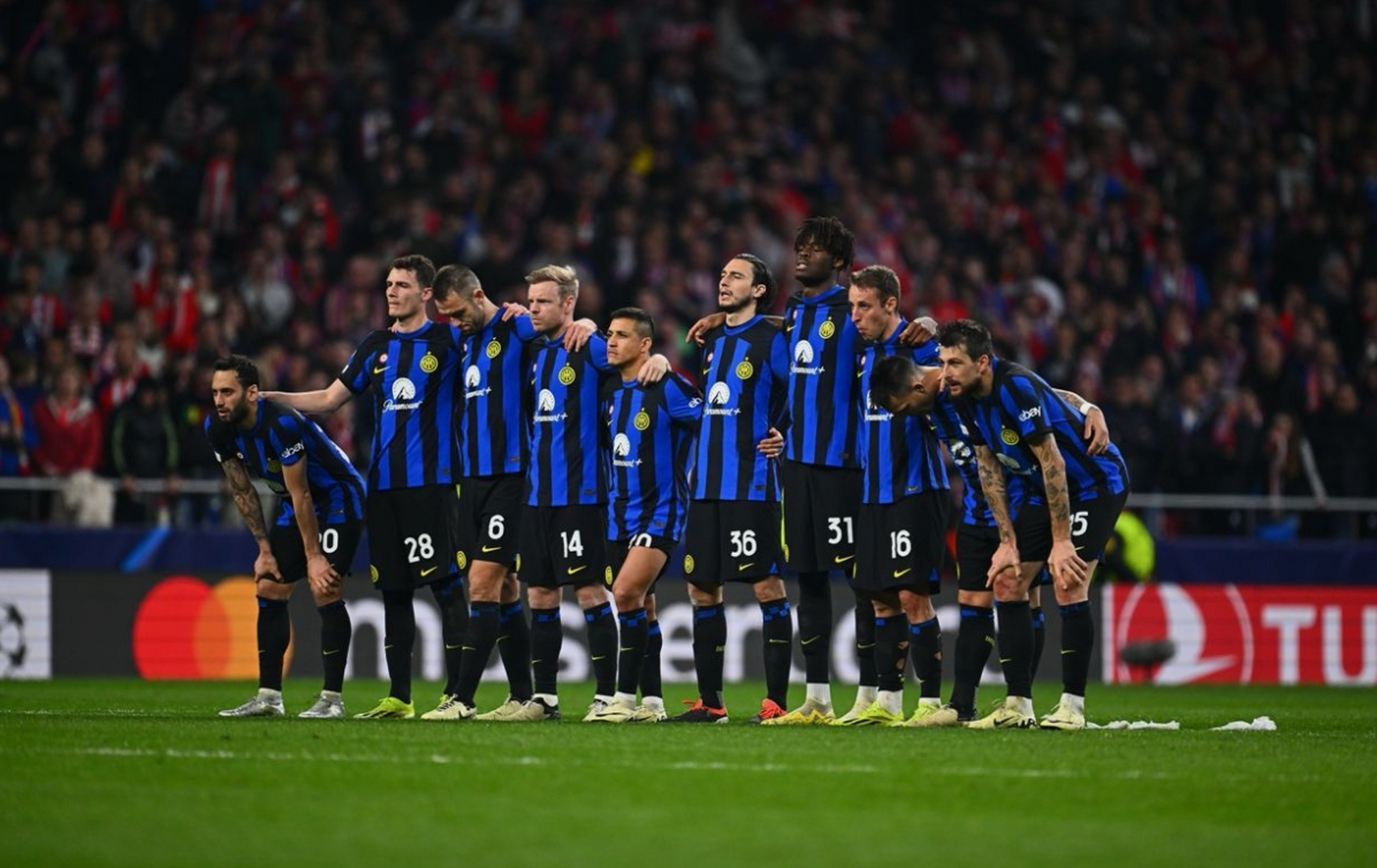 चैंपियंस लीग फाइनलिस्ट से शॉक फ्लॉप्स तक! इंटर का प्राइज मनी €130M से गिरकर सिर्फ €70M रह गया – अपमानजनक 11 साल का पहला रिकॉर्ड!