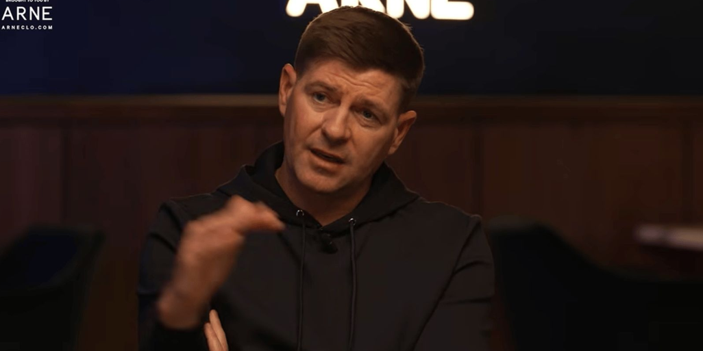 Steven Gerrard: Baik Lampard maupun Saya Tidak Melakukan Pekerjaan Kotor; Manajer Seharusnya Cukup Berani untuk Mencadangkan Salah Satu dari Kami