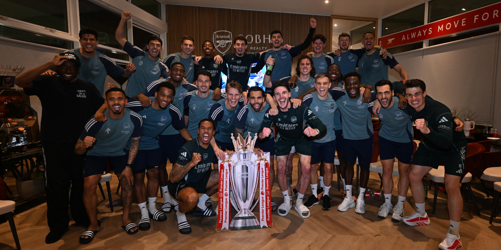 كيفية مشاهدة حفل رفع كأس أرسنال بعد المباراة ومباريات الدوري الإنجليزي الممتاز: البث المباشر المجاني، القناة التلفزيونية وموعد الانطلاق - كل ما في المعاينة